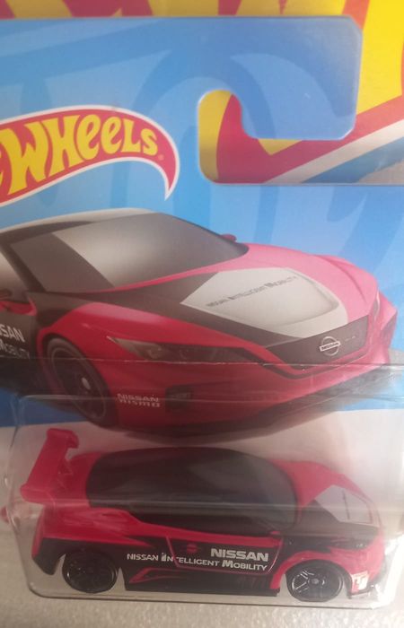 Nissan leaf nismo rc_02 hot wheels