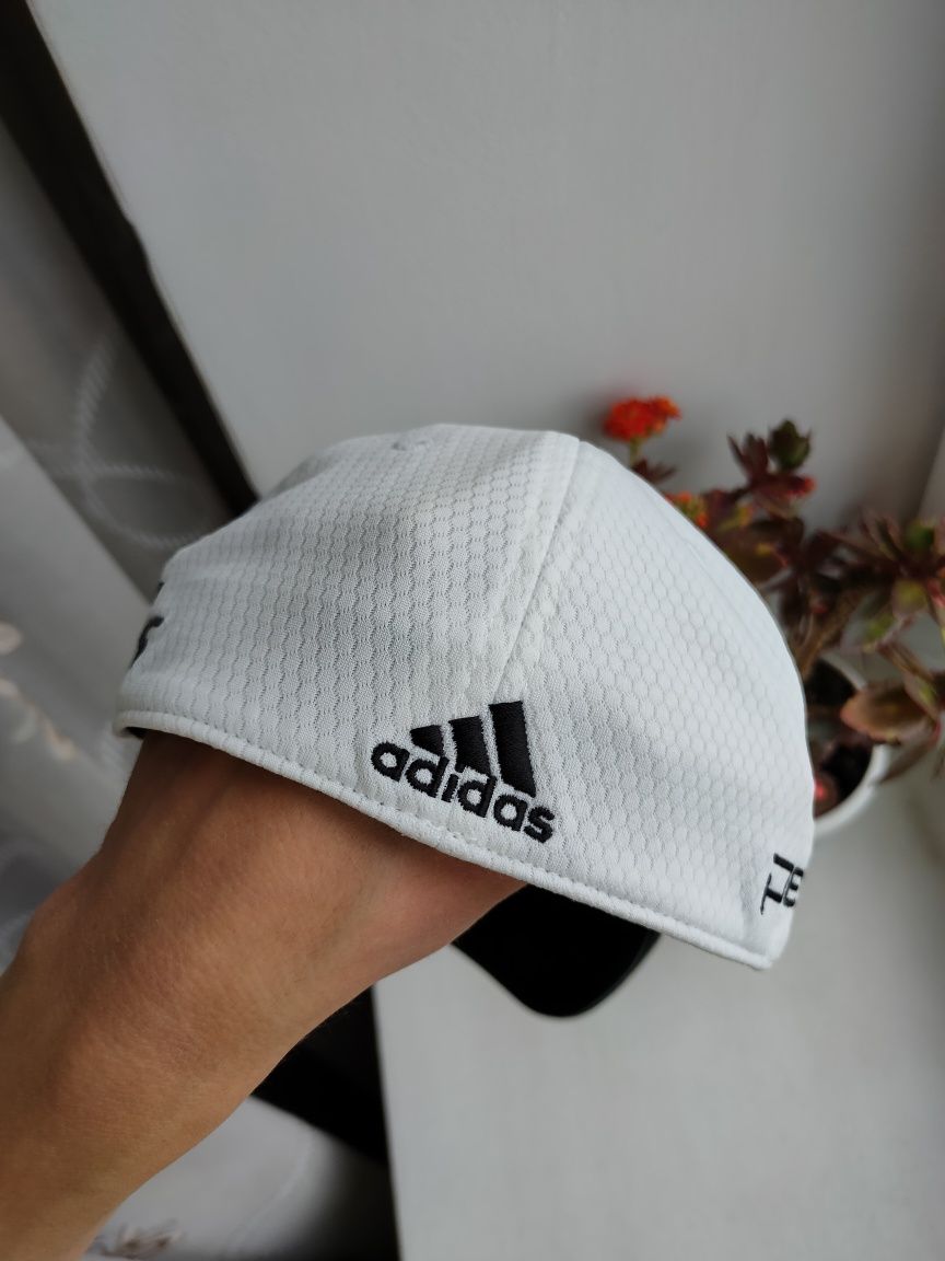 Adidas flexfit hotsell