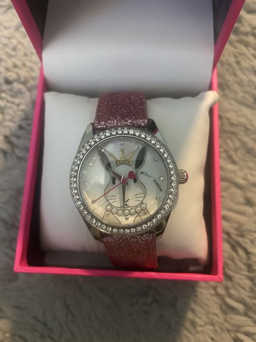 Часы betsey johnson