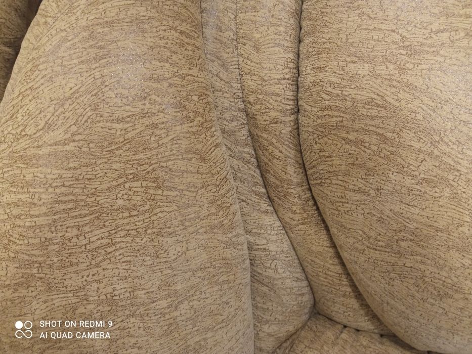 Продам комплект диван с креслами