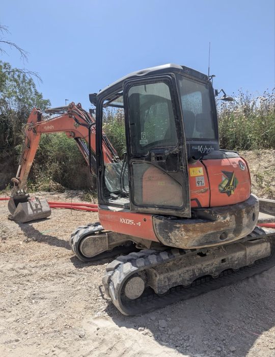 Mini giratoria kubota kx 57