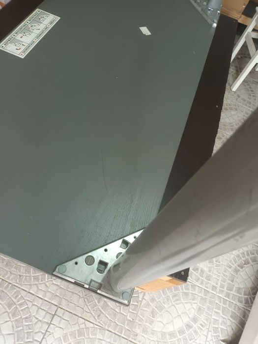 Mesas com tampo de madeira
