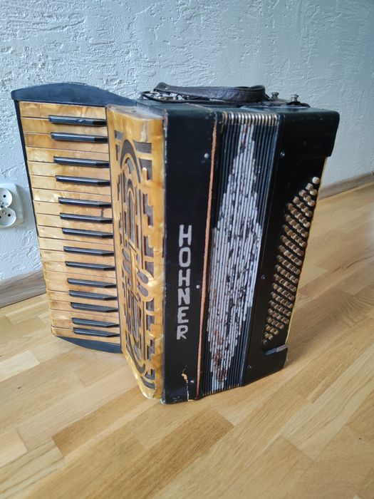 Akordeon Hohner 80 Ostrowiec Świętokrzyski • OLX.pl