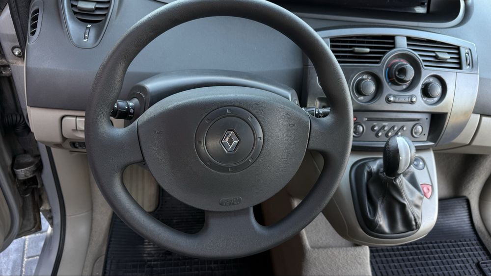 Продам Renault scenik