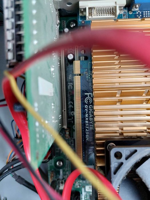 Komputer stacjonarny bez dysku