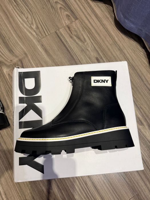 Жіночі черевики DKNY  Оригінал 39 розмір