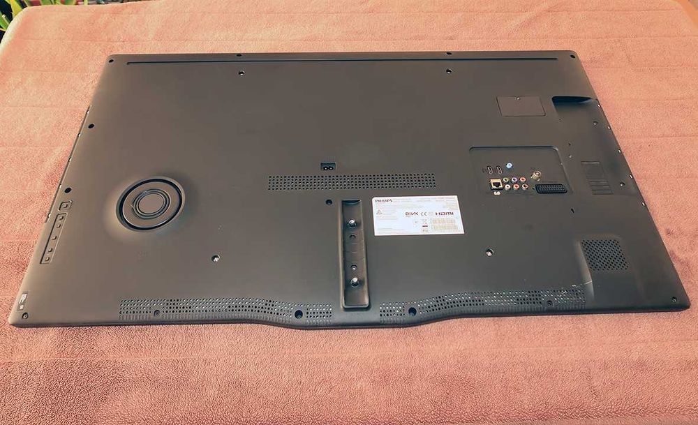 TV Philips LED 3D Ambilight + Comando + Suporte - peças