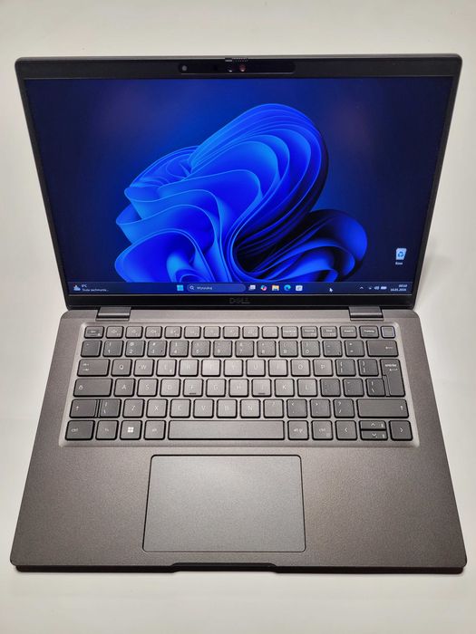 Laptop Dell Latitude 7430 i7-12th / 16GB / 256GB / 14FHD __ + GRATIS
