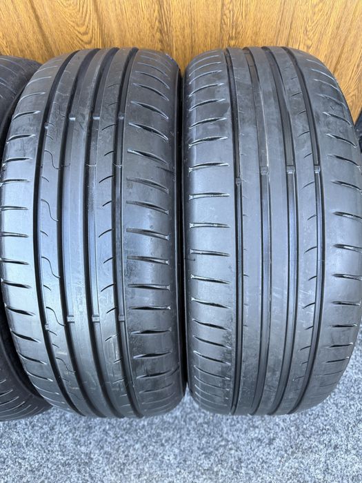 Автошини колеса резина R16 205/60 щDunlop Sport Bluresponse 2018 рік