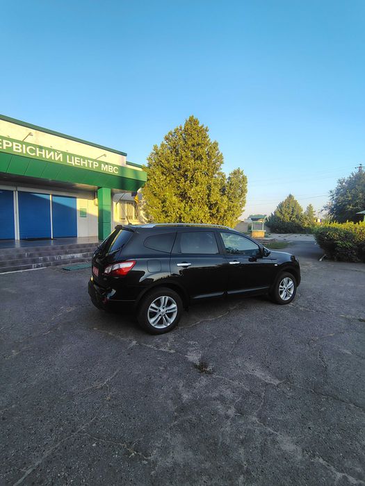 nissan qashqai +2
