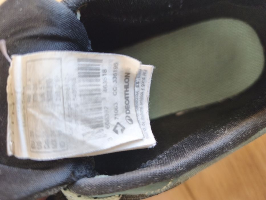 Buty trekkingowe wodoodporne Quechua MH100
