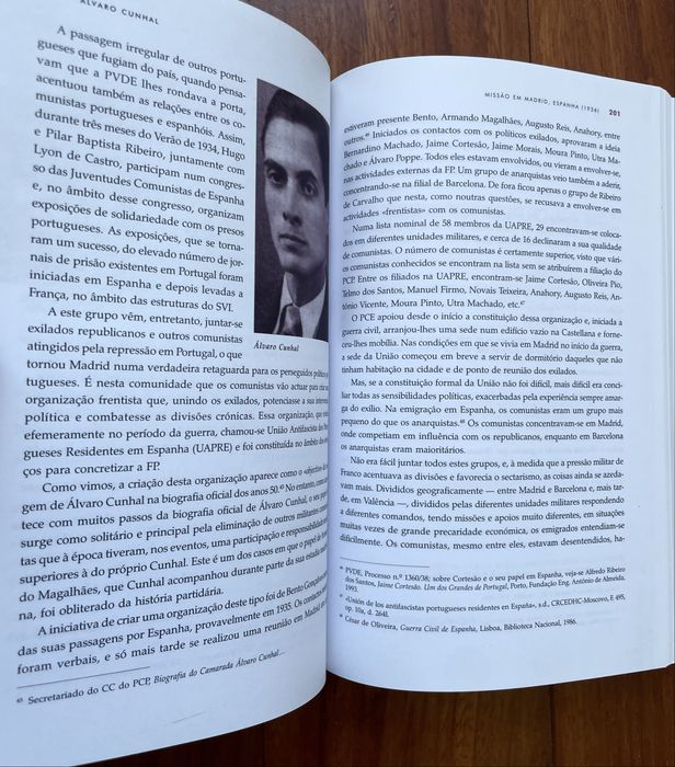 José Pacheco Pereira - Álvaro Cunhal, Uma Biografia Política: "Daniel", o Jovem Revolucionário (1913 a 1941)