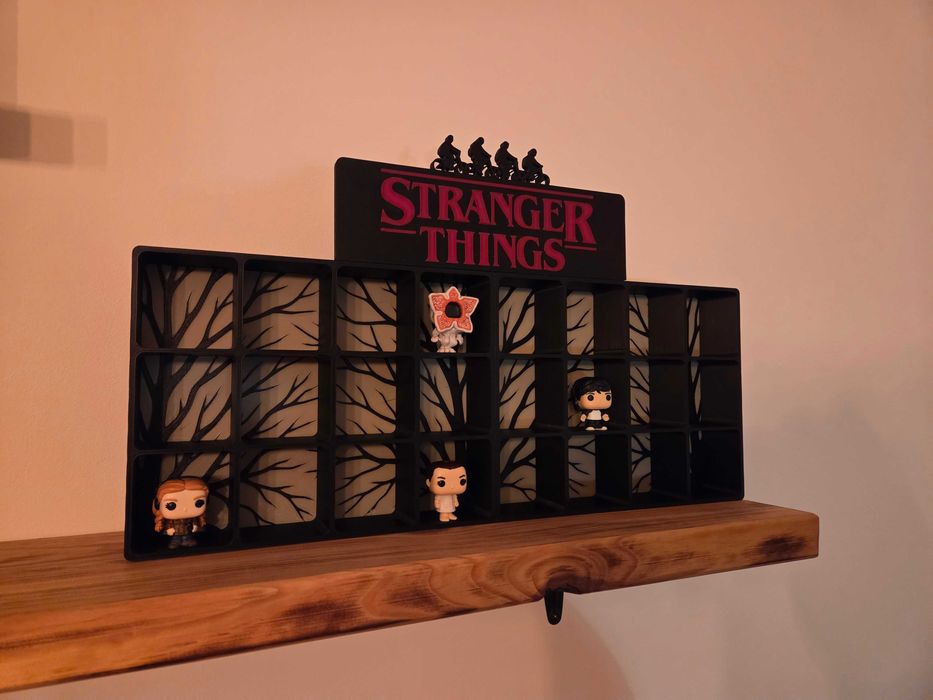 Półka na figurki Kinder Joy - Stranger Things