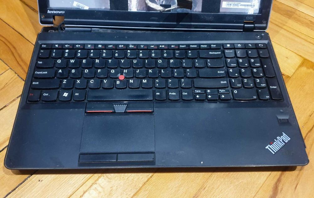 Laptop Lenovo E520 - cześć