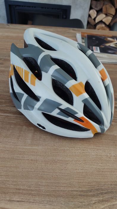 Kask rowerowy IQ