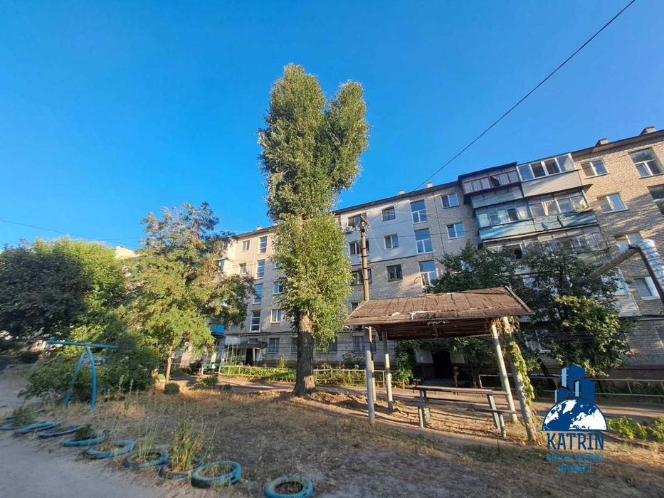 Продаж 2 к. квартири лівий берег продаж по єВідновленню та Сертифікату