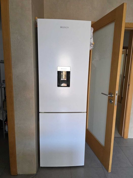 Frigorífico Becken No Frost 185cm – Excelente Estado | Pronto a Usar!
