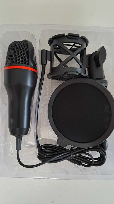 Microfone condensador ME 4 RGB. Som profissional. Novo.