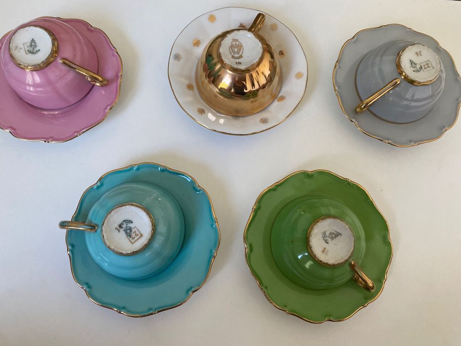 Małe filiżAnki porcelana