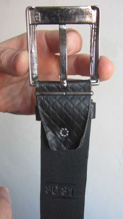 Ремень Off White или пряжка от него