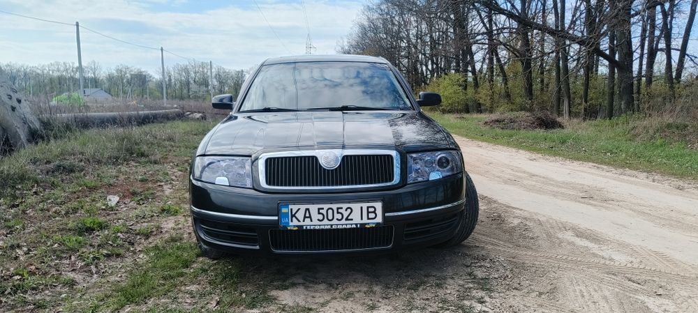 Продаю skoda superb 2006 рік автомат