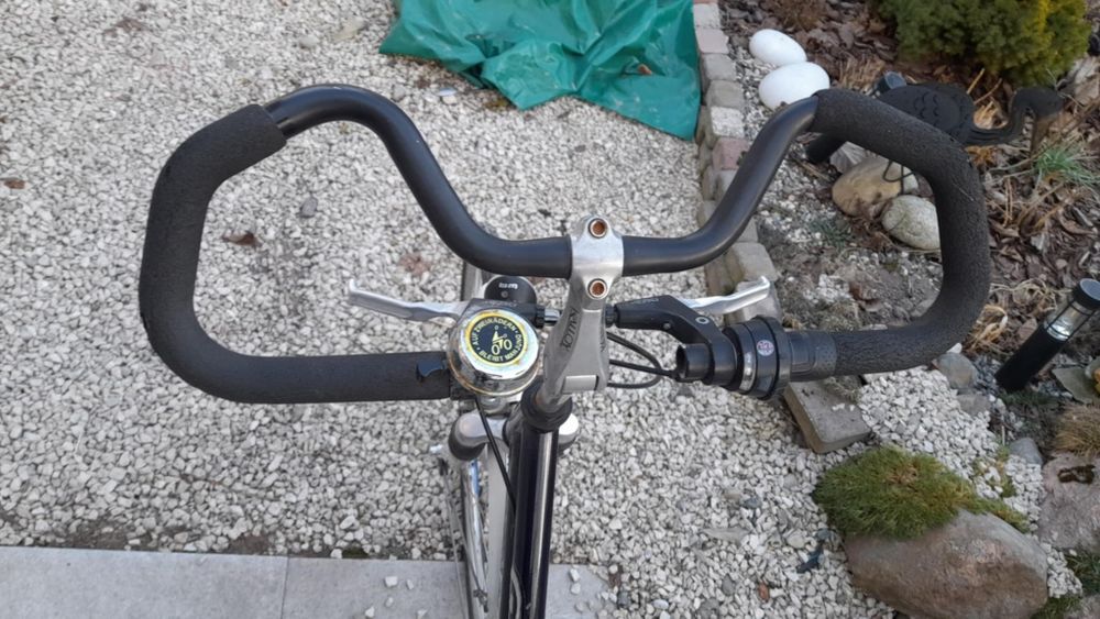 Rower miejski czarny