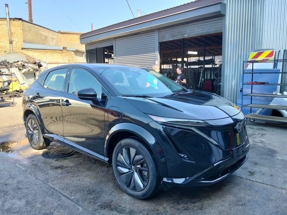 Розборка Nissan Ariya 2023 мотор: AM67 Aria разборка шрот Нісан Арія розбірка Нисан Ария запчастини Колір: GAT (Black Pearl) БУ