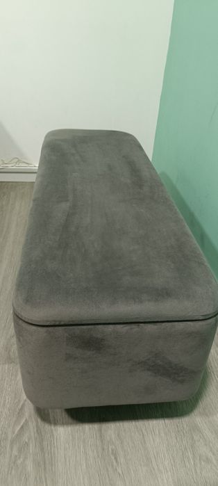 Banqueta elegante c/ arrumação