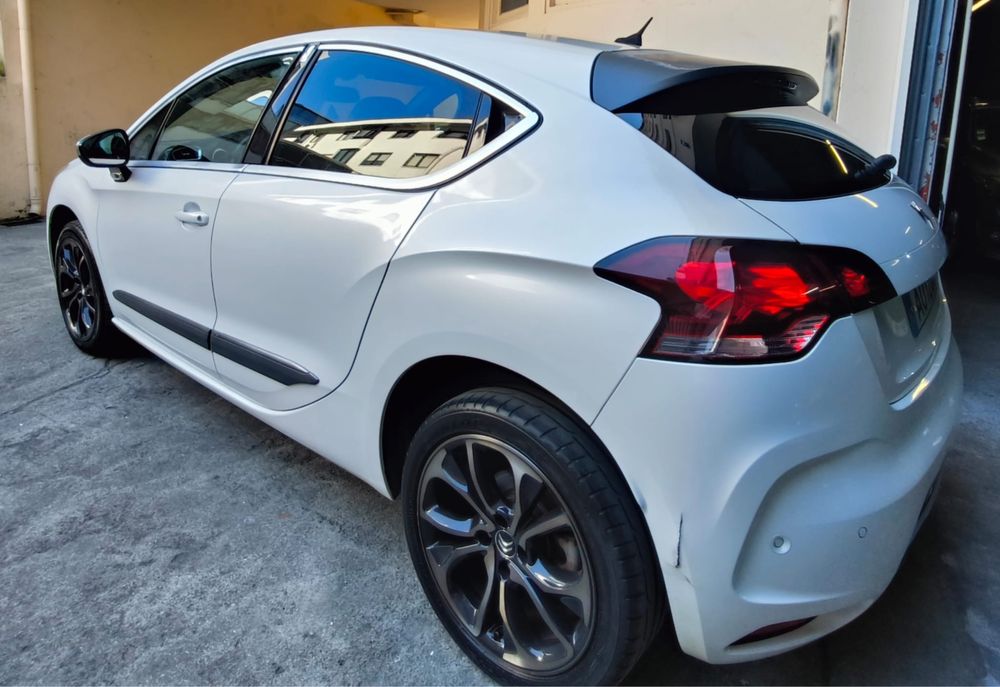 Citroen DS 4  e-Hdi 112cv - CxAuto