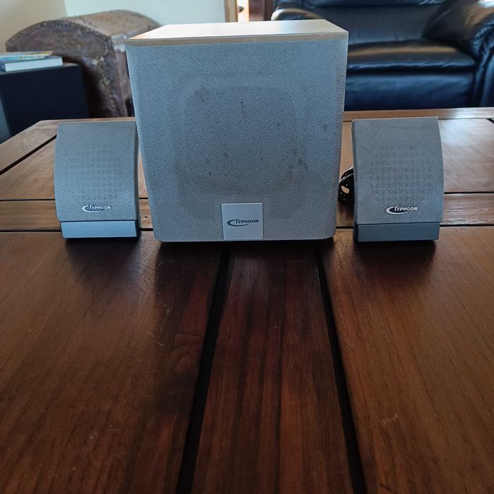 Mini amplificador - Typhon acoustic 2:1