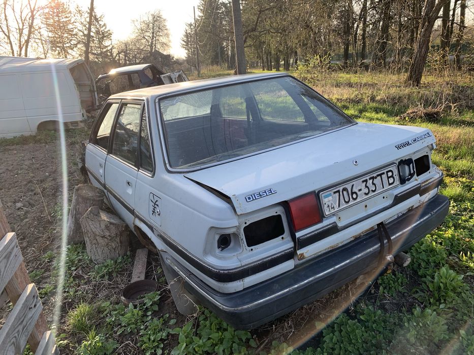 Тойота каріна 2 розбор