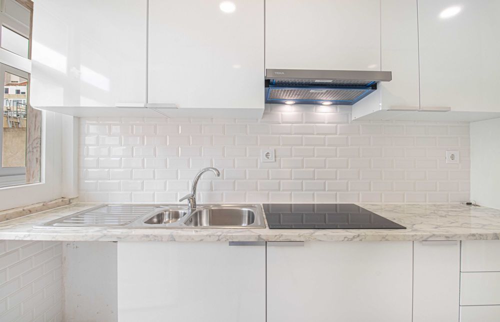 Arrendamento de Apartamento T3 na Rua Dr. Faria de Vasconcelos, nº 5