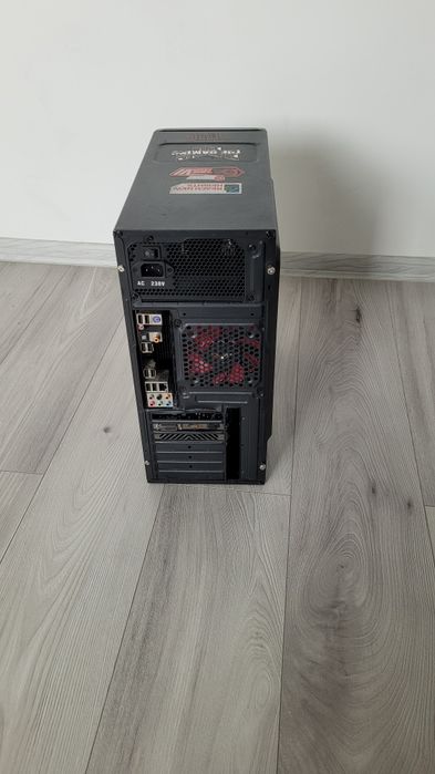 Персональний комп'ютер (ПК) для повсякденних задач та нескладних ігор