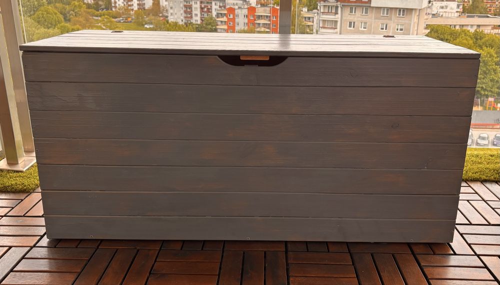 Skrzynia ogrodowa szara drewniana