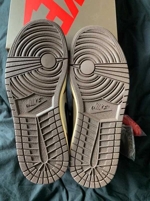 Jordan 1 Retro High OG SP Travis Scott Mocha R.40