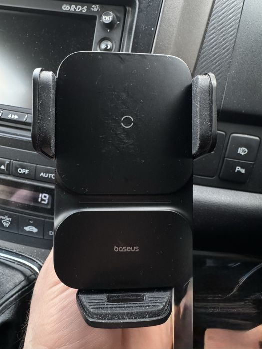 Автомобільний тримач- бездротова зарядка Baseus