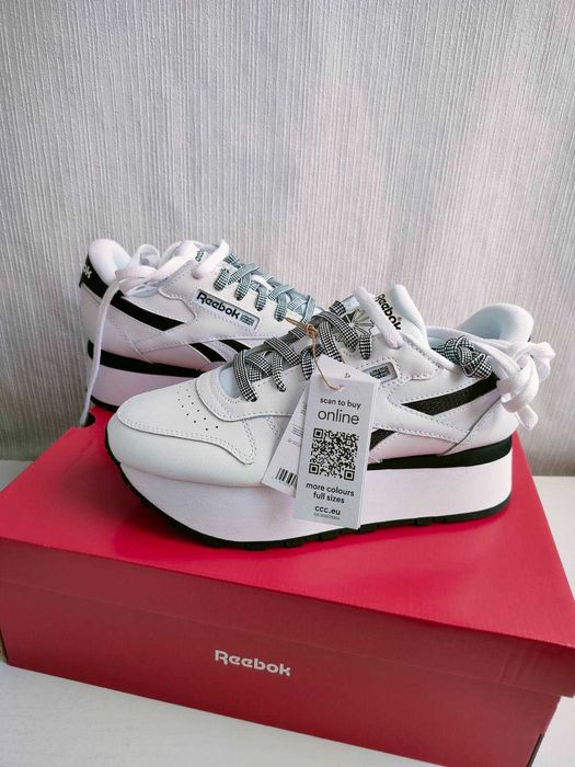 Reebok Снікерcи classic leather triple lift Білий 25,2 см