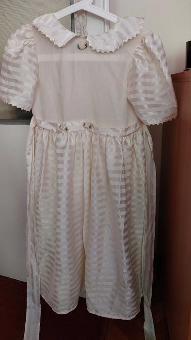 Sukienka komunijna kremowa 128