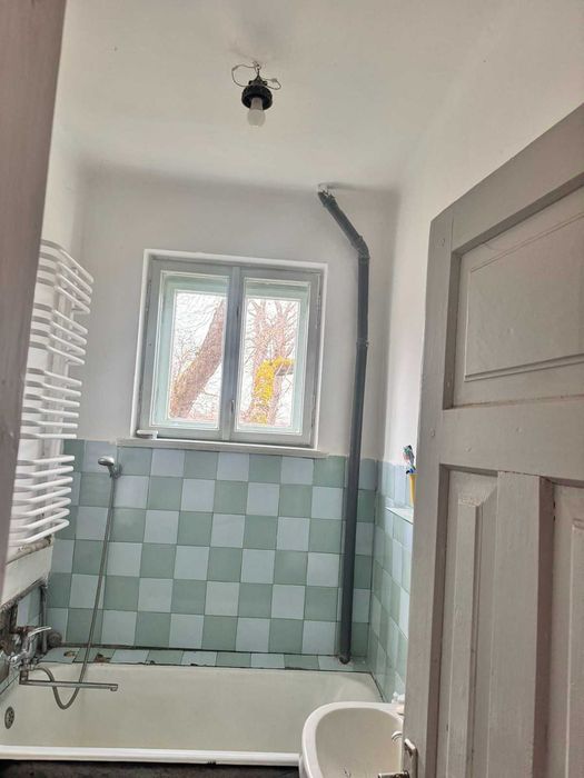 Продається просторий будинок в мальовничому місті Болехів