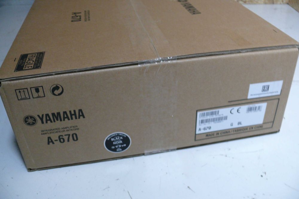Amplificador integrado Yamaha A670,