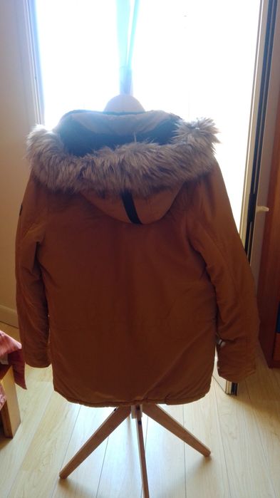 Casaco de rapaz com pouco uso, muito quente . portes a cargo do compra