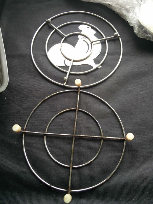 Utensílios domésticos: Bases para facas e panelas
