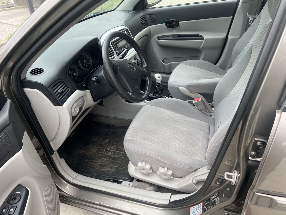 Hyundai accent 2008 1.6 бензин. Торг