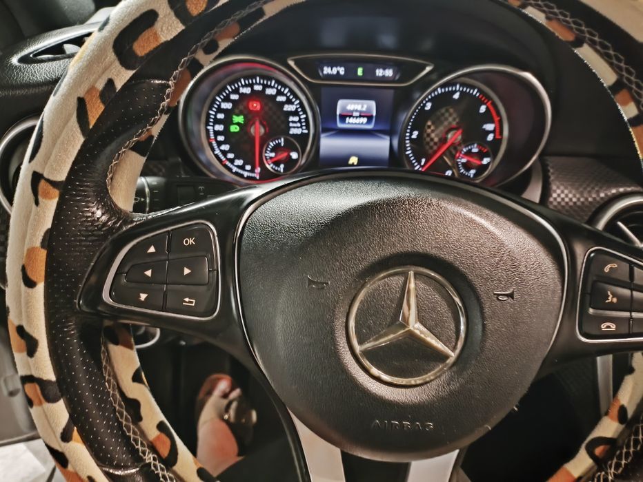 Mercedes-Benz A 160d AMG LINE