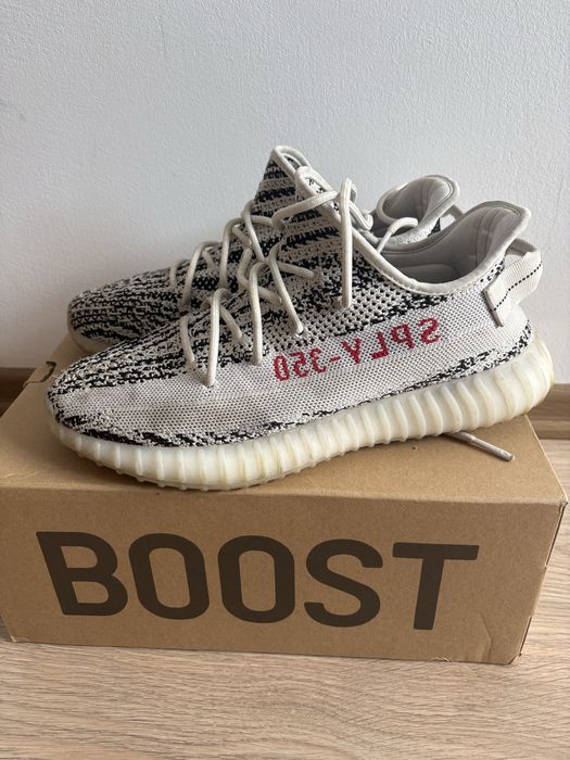 Yezzy boost 350 V2  r.44 zebra