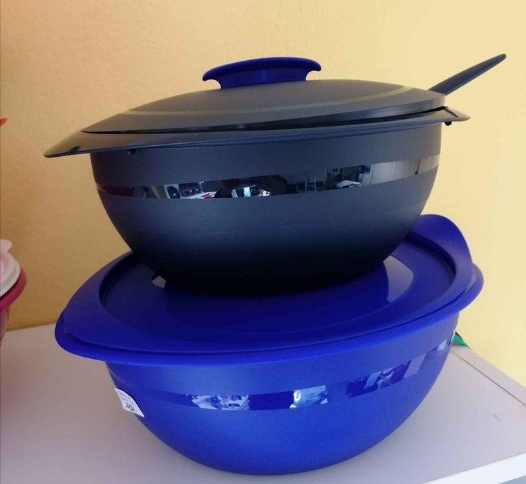 Blue Casserole Dish with Tupperware Spoon - Super Price