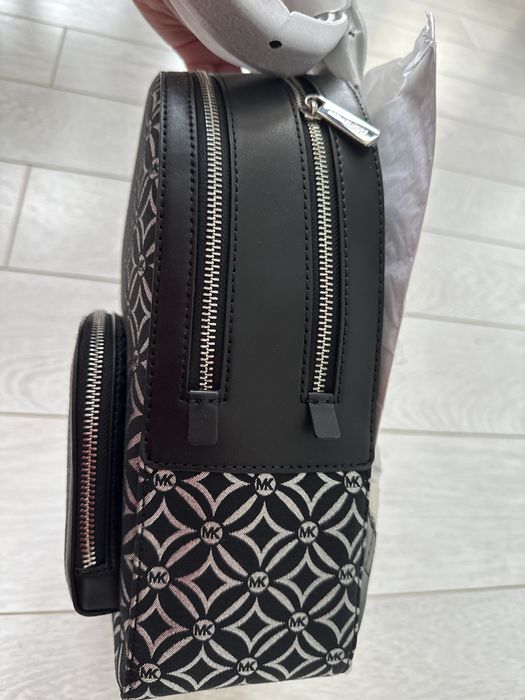 Рюкзак Michael Kors