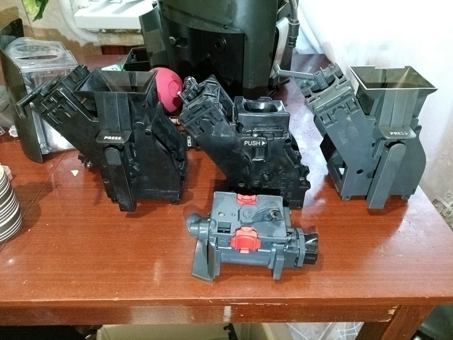 Заварні блоки до кавомаш.запчастини