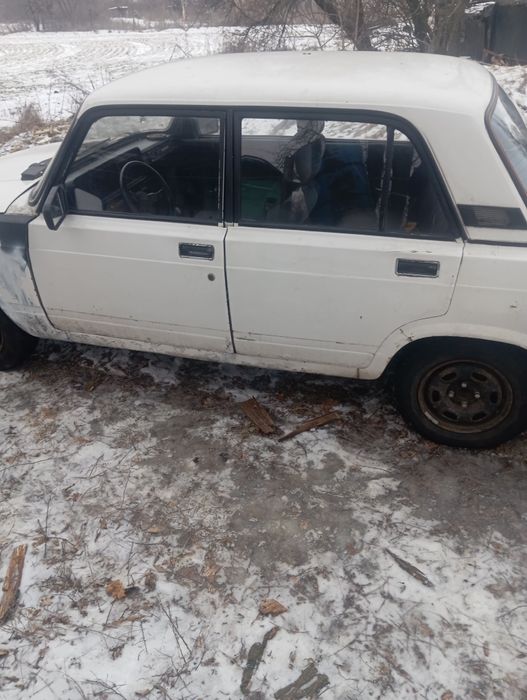 Продам ВАЗ 2105.