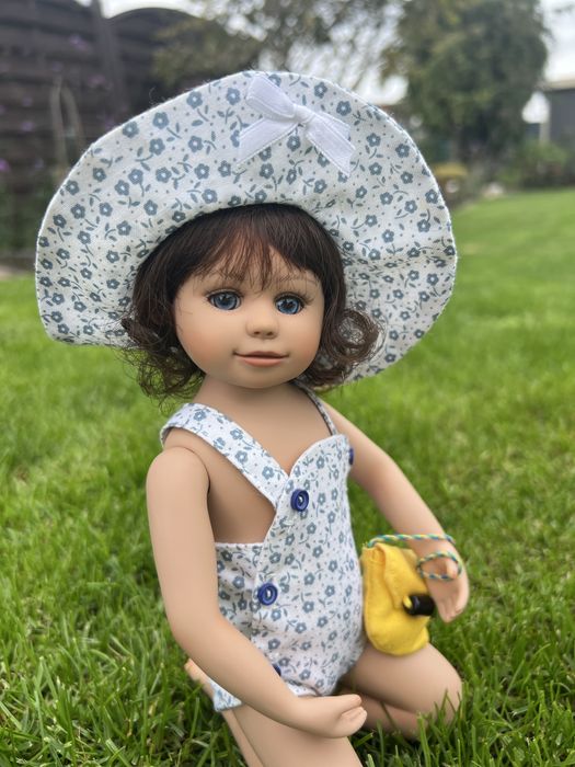 Колекційна вінілова лялька від автора Gabriele Müller